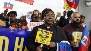 Fin del TPS afecta empleos de trabajadores haitianos en aeropuertos, hoteles y otros sectores esenciales del sur de Florida.