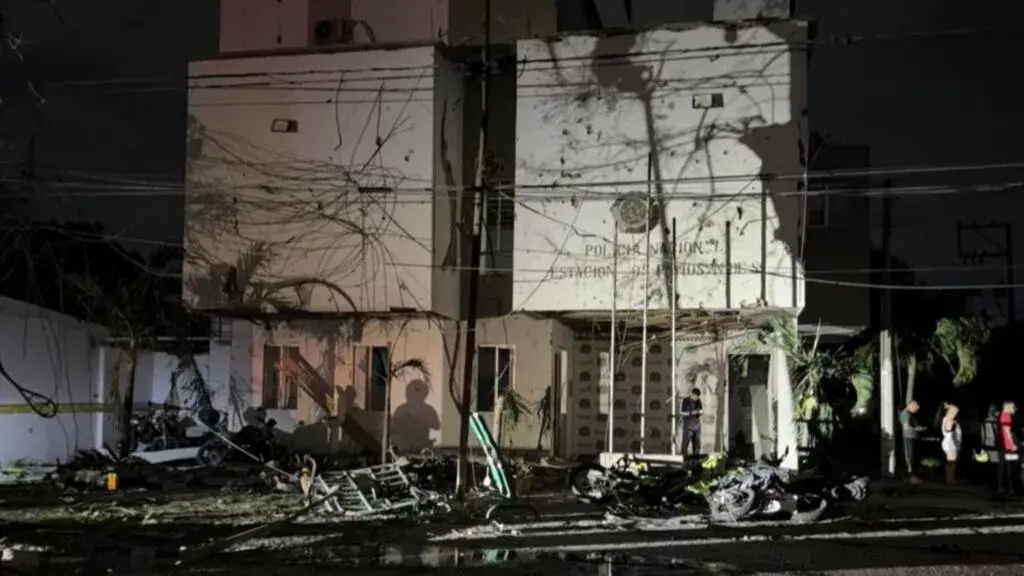 Coche bomba en Colombia deja un muerto y 11 heridos