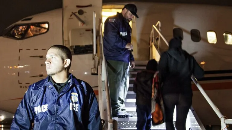 Deportados por Estados Unidos denuncian permanecer atrapados en la República Centroafricana