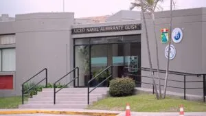 Violación de adolescente en un autobús escolar genera una investigación en Perú