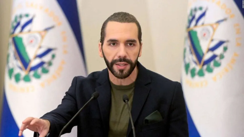 Gobierno de Nayib Bukele evalúa liberar a miles de detenidos bajo el régimen de excepción