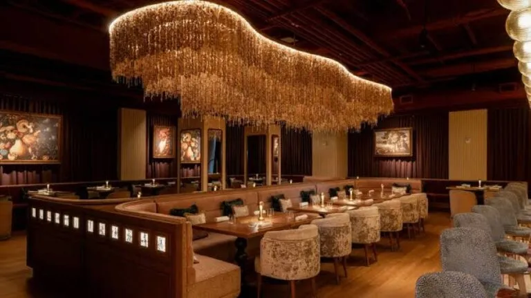 Bazaar Meat Miami Beach presenta carnes al fuego y tapas creativas dentro del moderno hotel Andaz.